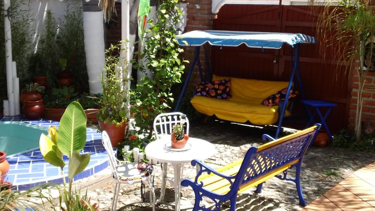 Welcome To Casa Viva Mexico 3-bedrooms 2-bathroms 6-guests Close To Shoping Center & Tijuana